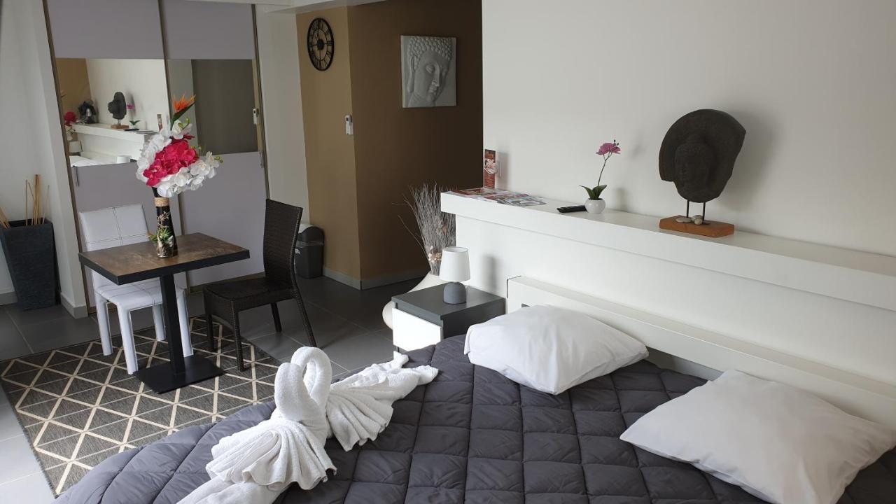 Mas La Farelle Chambre D'Hote,Fitness & Salle De Jeux Gratuite & Spa En Supplement Nîmes Zewnętrze zdjęcie